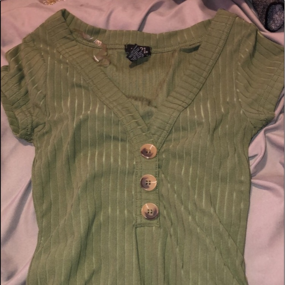 Rue21 t-shirt